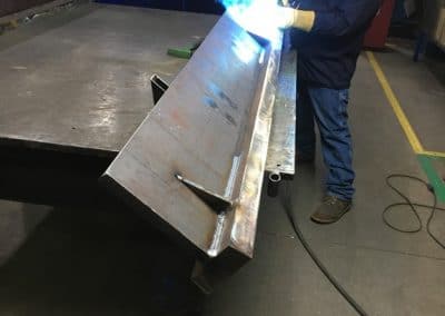equipment-toosl - schaffer-manufacturing-welding-hardox-wear-parts_3.jpg